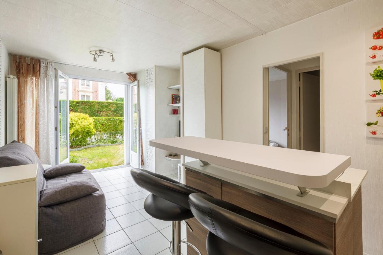 Superbe Appartement Au Coeur De Versailles Ngoại thất bức ảnh